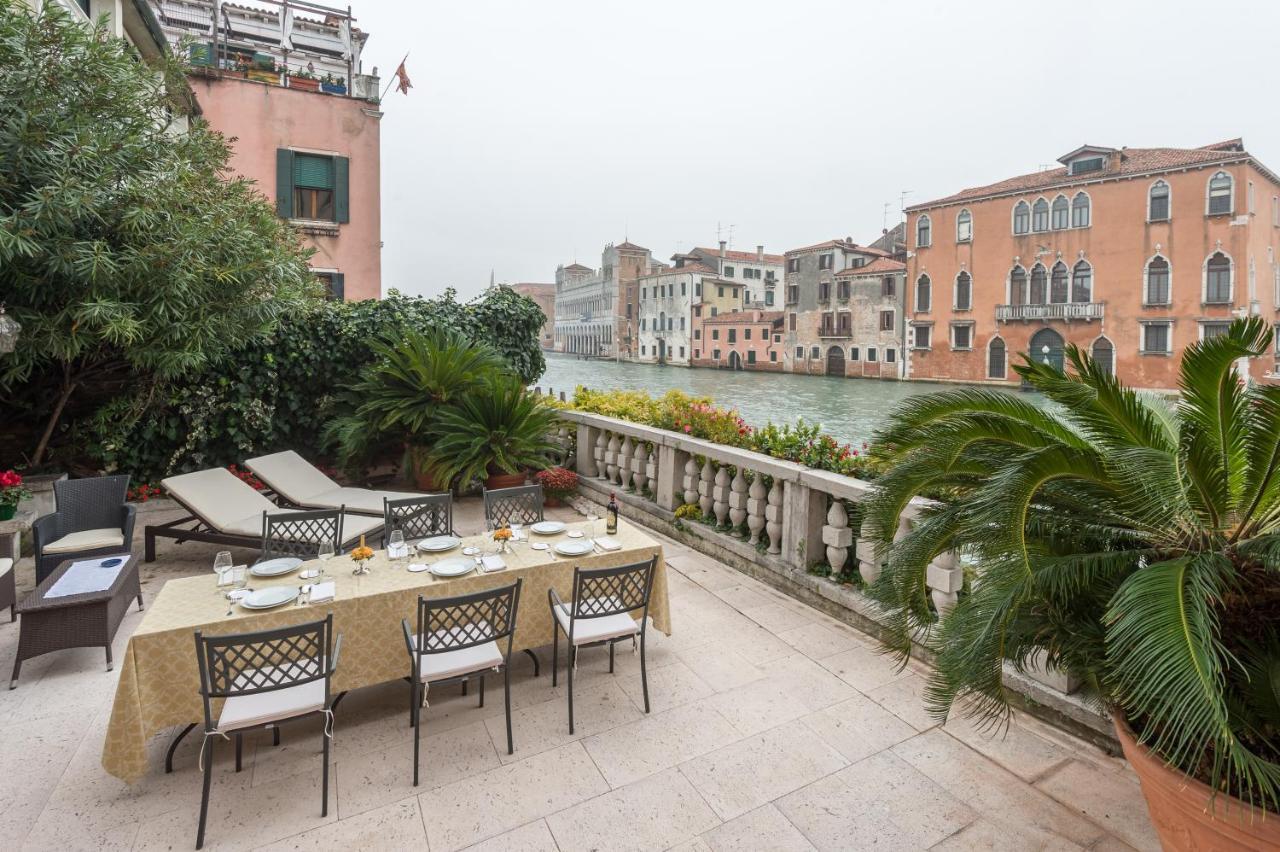 Ca' Dei Cuori On The Grand Canal Benátky Exteriér fotografie